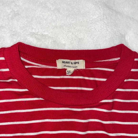 Tilly’s striped red crop top - Picture 3 of 3